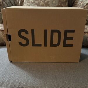 Yeezy Slide new in box - slate